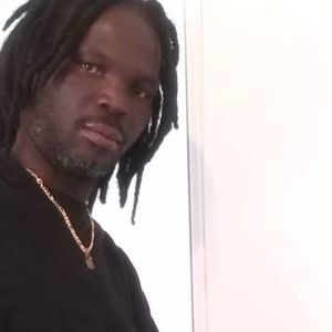 Meet your Posher, Simon